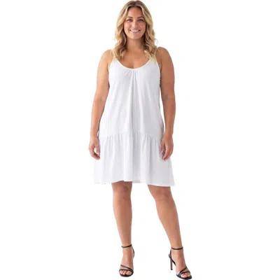 24seven Comfort Apparel Curvy Essential Scoop Neck Spaghetti Strap Pocket A-line Mini Dress In White