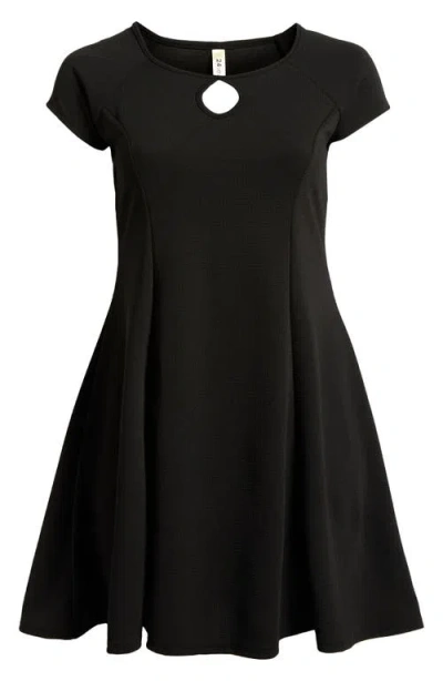 24SEVEN COMFORT APPAREL 24SEVEN COMFORT APPAREL KEYHOLE CUTOUT FIT & FLARE DRESS