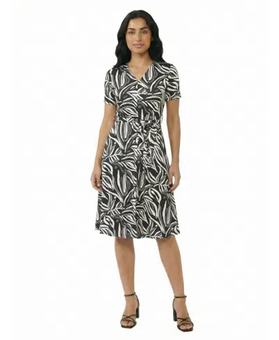 24seven Comfort Apparel Essential Petite Abstract V-neck Short Sleeve A-line Midi Dress In Multi