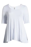 24seven Comfort Apparel Swing Asymmetric Hem Tunic Top In White