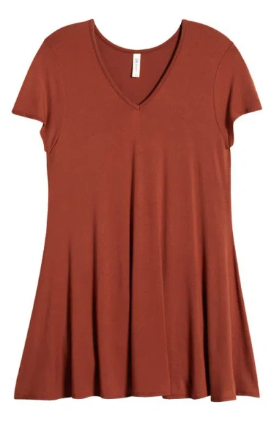 24SEVEN COMFORT APPAREL 24SEVEN COMFORT APPAREL V-NECK JERSEY SWING TOP