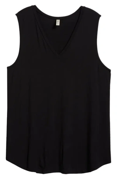 24SEVEN COMFORT APPAREL 24SEVEN COMFORT APPAREL V-NECK JERSEY TANK
