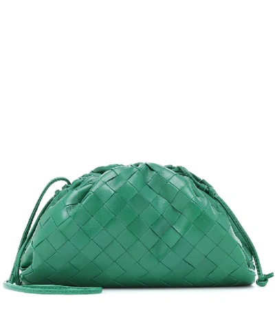 Bottega Veneta The Pouch 20 皮质手拿包 In Green