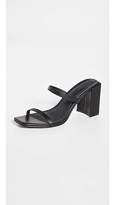 Jaggar Square Heel Sandals In Black