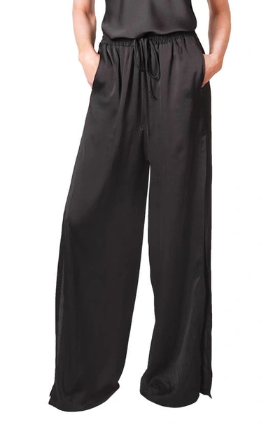 Light Codes Wide Leg Pants In Onyx