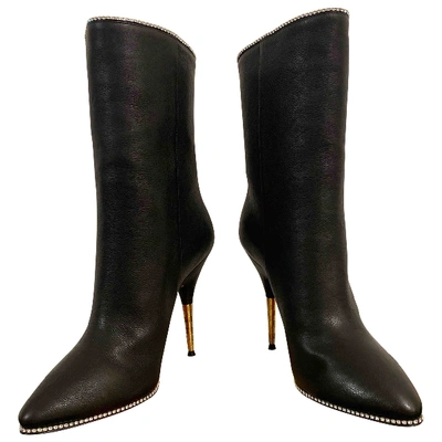 Pre-owned Gucci Leather Boots In Black