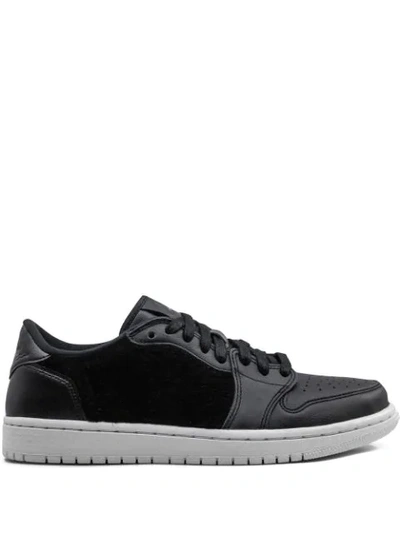 Jordan 1 Retro 板鞋 In Black