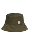 MONCLER LOGO PATCH BUCKET HAT,F10933B70600C0410