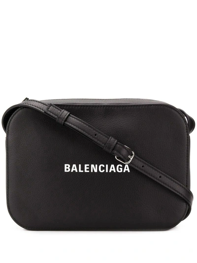 Balenciaga Everyday Camera Bag In Black