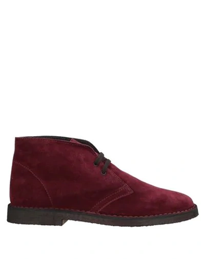 Again Boots In Maroon