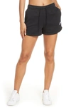 Nike Essential Shorts In Black/white