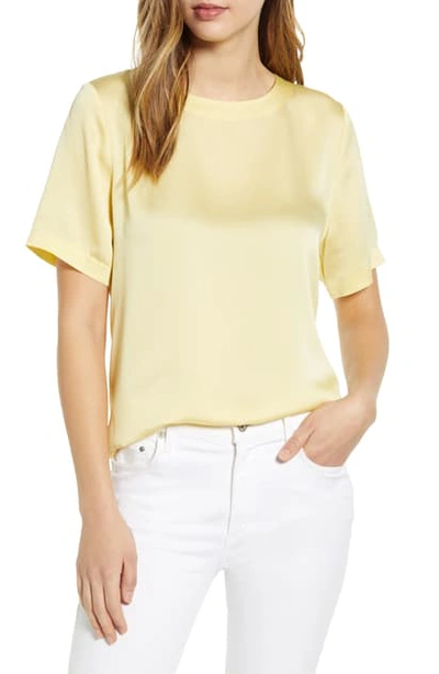 Vince Camuto Short Sleeve Hammered Satin Blouse In Yellow Iris