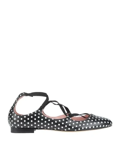 Anna F Ballet Flats In Black