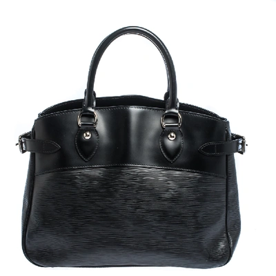 Pre-owned Louis Vuitton Black Epi Leather Passy Pm Bag