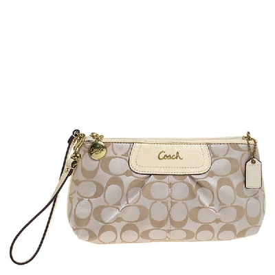 Pre-owned Coach Beige Signature Canvas And Leather Wristlet Clutch