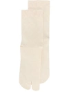 MAISON MARGIELA MAISON MARGIELA WOMEN'S BEIGE COTTON SOCKS,S29TL0042S17357102 M