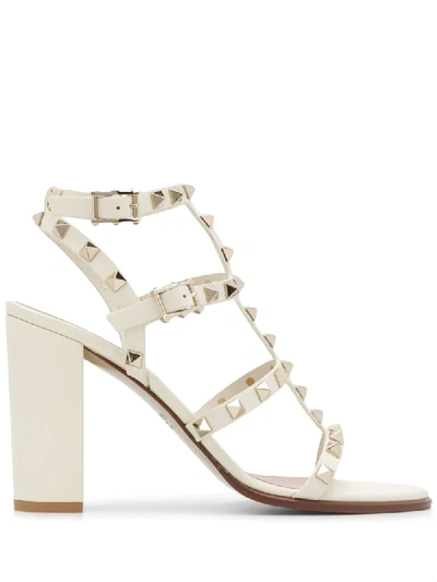 Valentino Garavani Rockstud 100mm Sandals In Neutrals