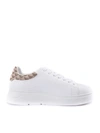 EMPORIO ARMANI SNEAKERS IN WHITE WITH LOGO PRINT ON THE BACK