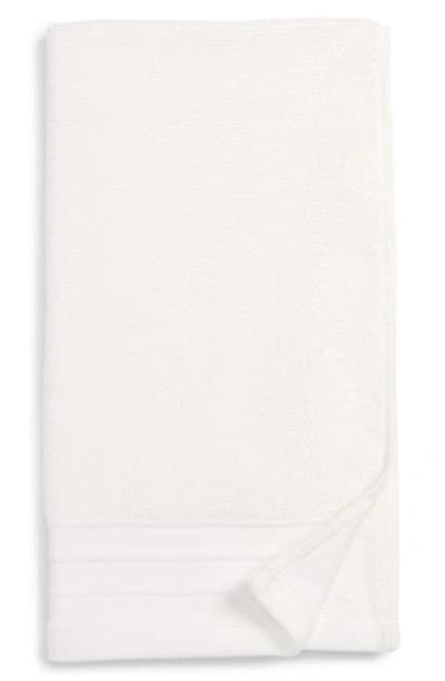 Ugg Classic Luxe Hand Towel In Snow