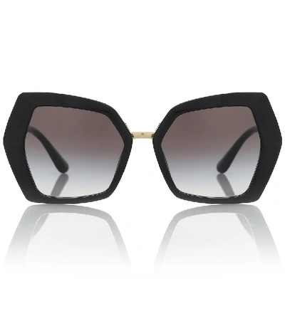 Dolce & Gabbana Dg Monogram Oversized Sunglasses In Black