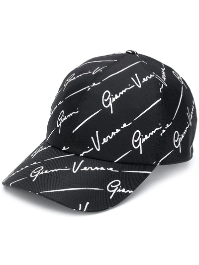 Versace Gv Signature 印花棒球帽 In Black