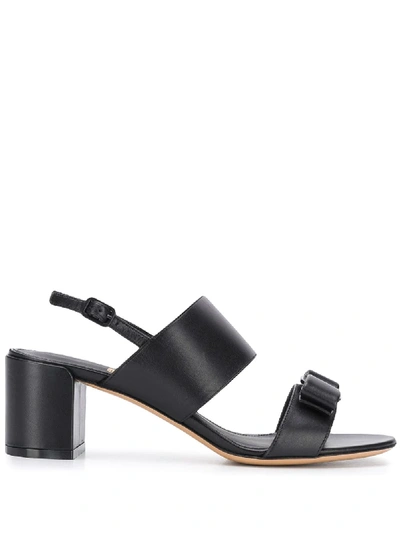 Ferragamo Vara Bow Sandals In Black