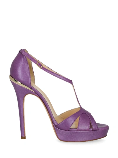 Pre-owned Versace Shoe In Purple