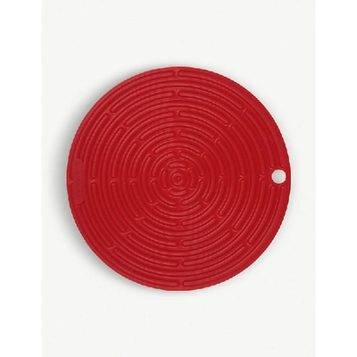 Le Creuset Red Silicone Round Cool Tool