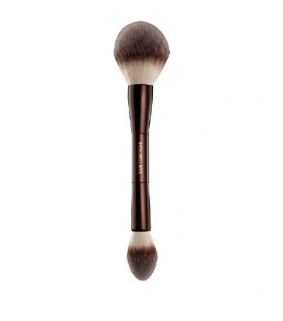 HOURGLASS VEIL SETTING POWDER BRUSH,14815742