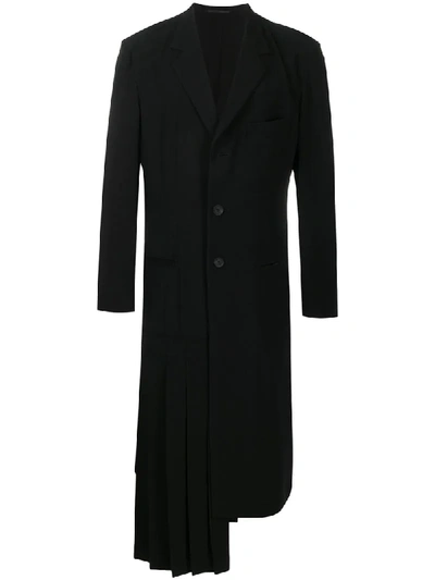 Yohji Yamamoto Asymmetric Pleated Coat In Black
