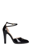 GUCCI SANDALS IN BLACK PATENT LEATHER,11376709