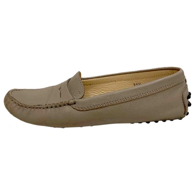 Pre-owned Tod's Leather Flats In Grey