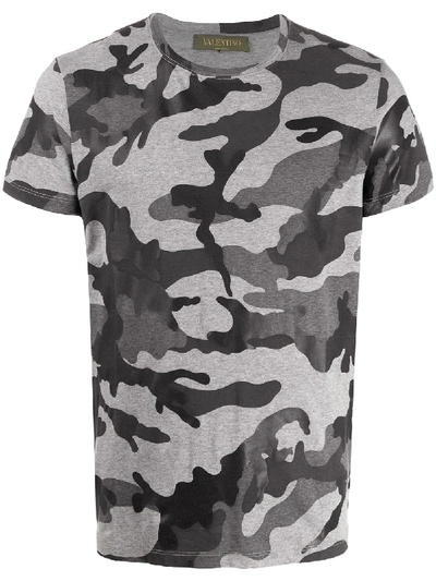 Valentino Camouflage Print T-shirt In Gray