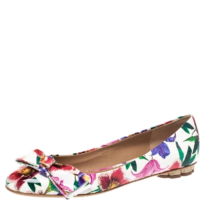 Pre-owned Ferragamo White Floral Print Patent Leather Avola Bow Ballet Flats Size 37.5