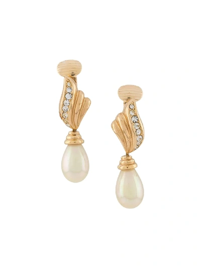 Pre-owned Dior 1960s  Drop-pearl Clip-on Earrings In Gold