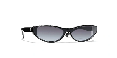 Pre-owned Chanel Woman  Cat Eye Sunglasses Ch5415