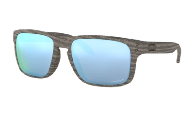 Oakley Holbrook™ Sunglasses In Woodgrain