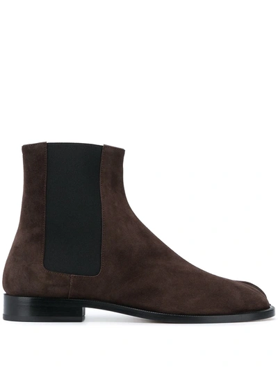 Maison Margiela Tabi Split-toe Suede Chelsea Boots In Brown