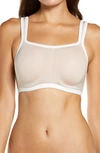 Natori High-impact Yogi Contour Convertible Full Coverage Sports Bra 731050 In Light Mocha