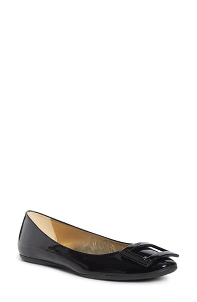 Roger Vivier Gommette Buckle Ballet Flat In Black