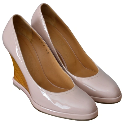 Pre-owned Ferragamo Patent Leather Heels In Beige