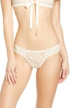 HANKY PANKY GOLDEN ALLURE LOW RISE THONG,8E1031