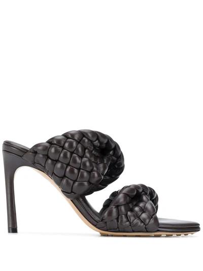 Bottega Veneta The Curve 95 Lambskin Mules With Twisted Intrecciato Straps In Black