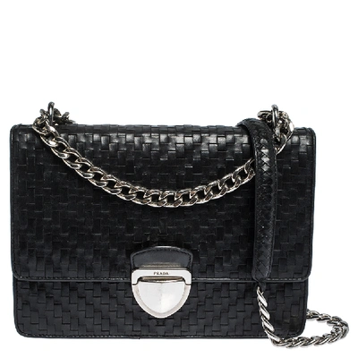 Pre-owned Prada Black Woven Leather Madras Chain Flap Bag