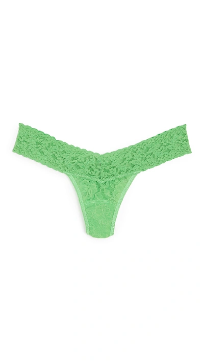 Hanky Panky Signature Lace Low Rise Thong In Kiwi