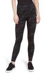 Lyssé Signature Patterned Leggings In Etch Jacquard