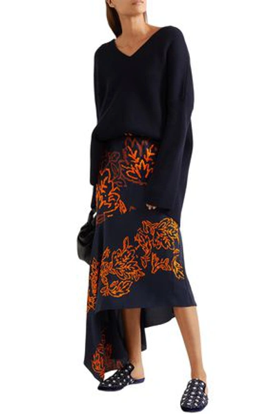 Sanayi313 Embroidered Velvet Slippers In Royal Blue