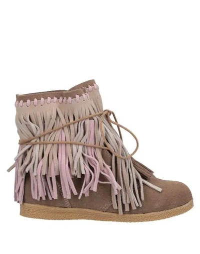 Colors Of California Ankle Boot In Khaki