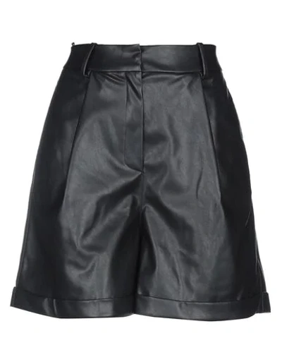 Pinko Short In Black