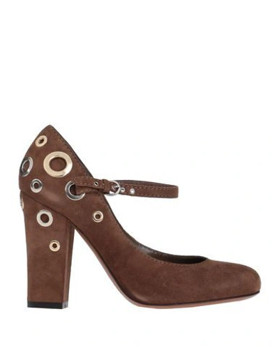 Moschino Cheap And Chic Pump In Brown